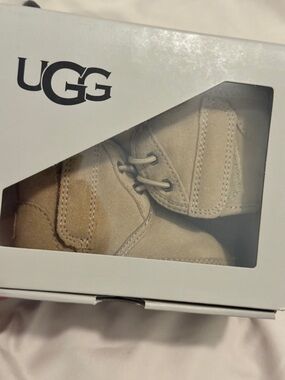 NWT UGG Baby Neumel Tan Bootie Size 2/3 (6-12 mos)